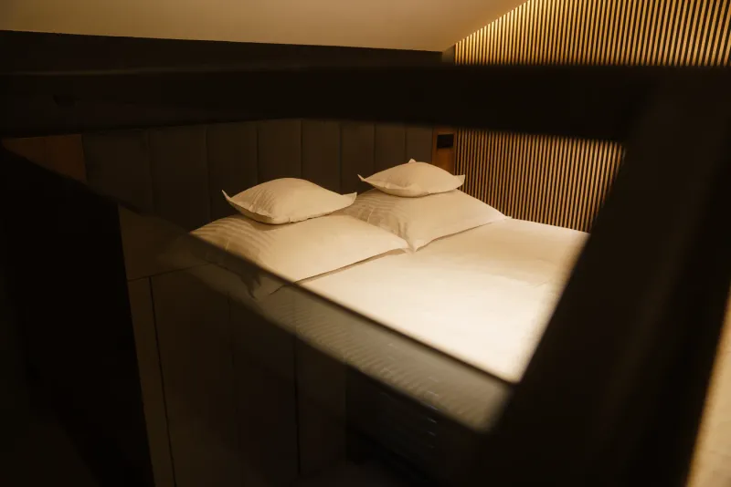 Interiorul spațiului de cazare de la Complex La Livada